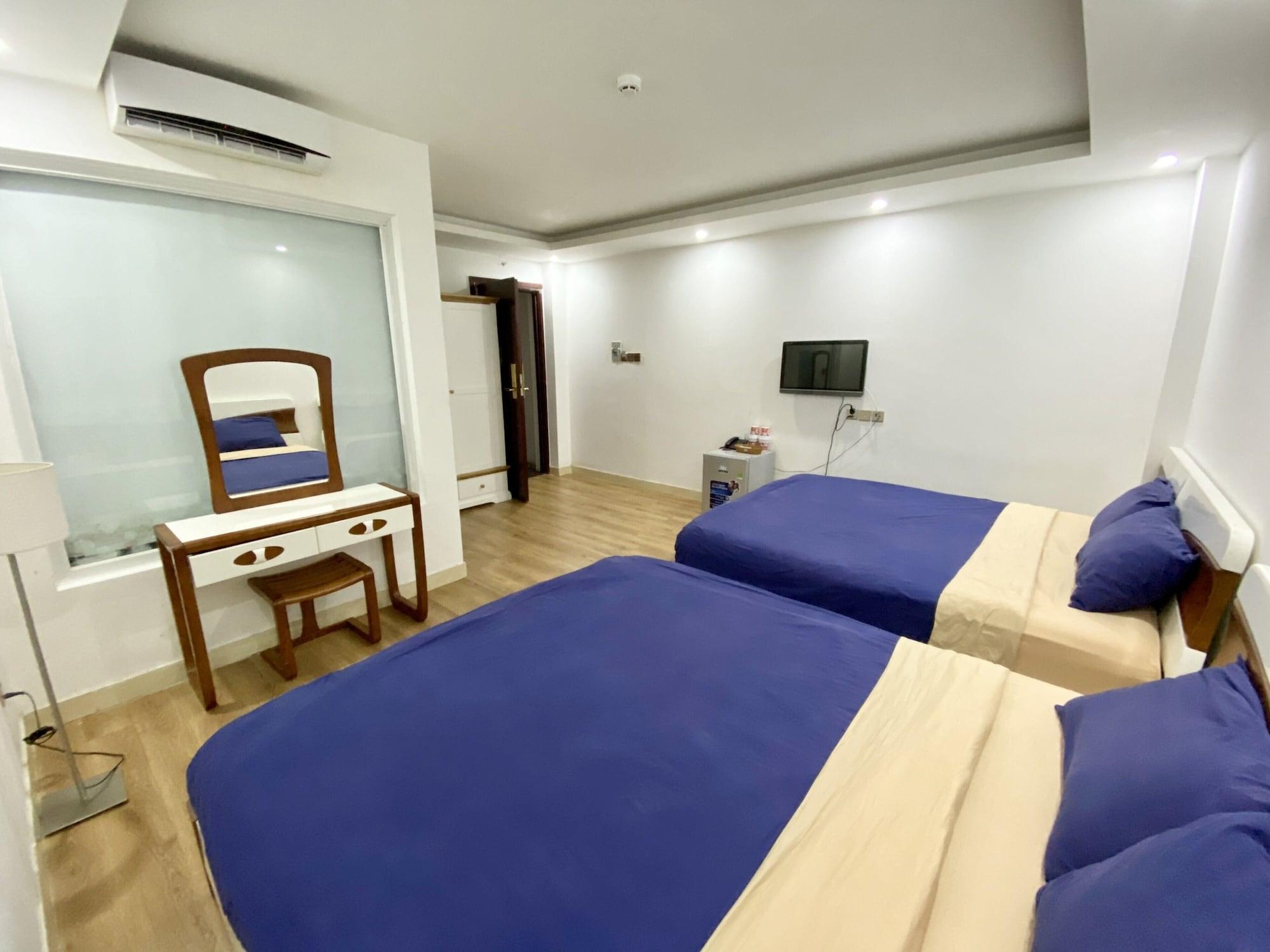 Spring Airport Hotel Хошимин Екстериор снимка