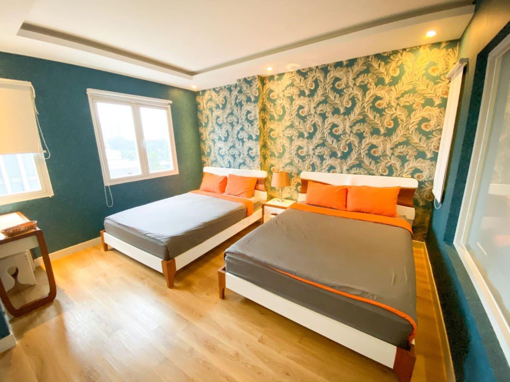 Spring Airport Hotel Хошимин Екстериор снимка