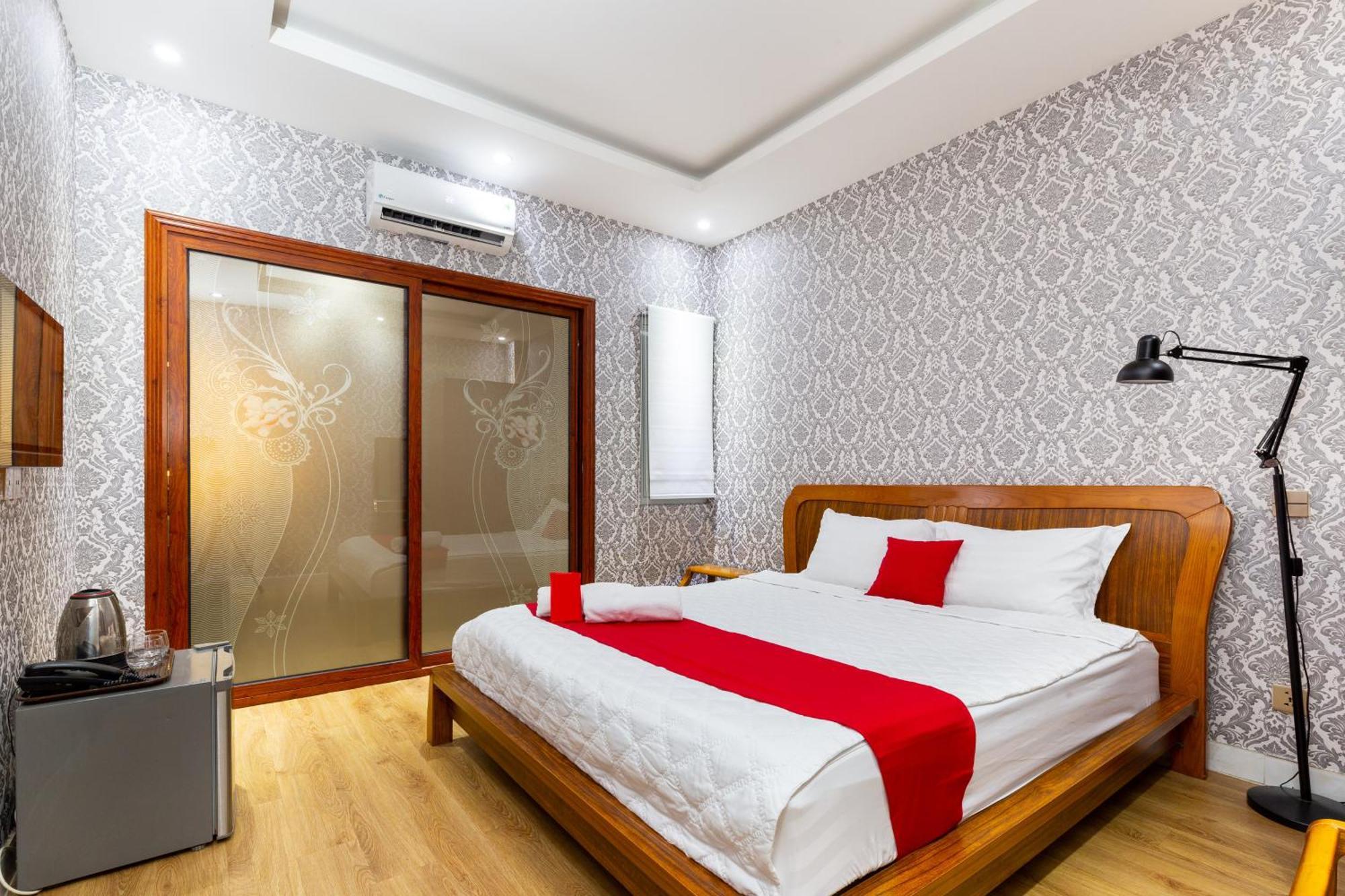 Spring Airport Hotel Хошимин Екстериор снимка