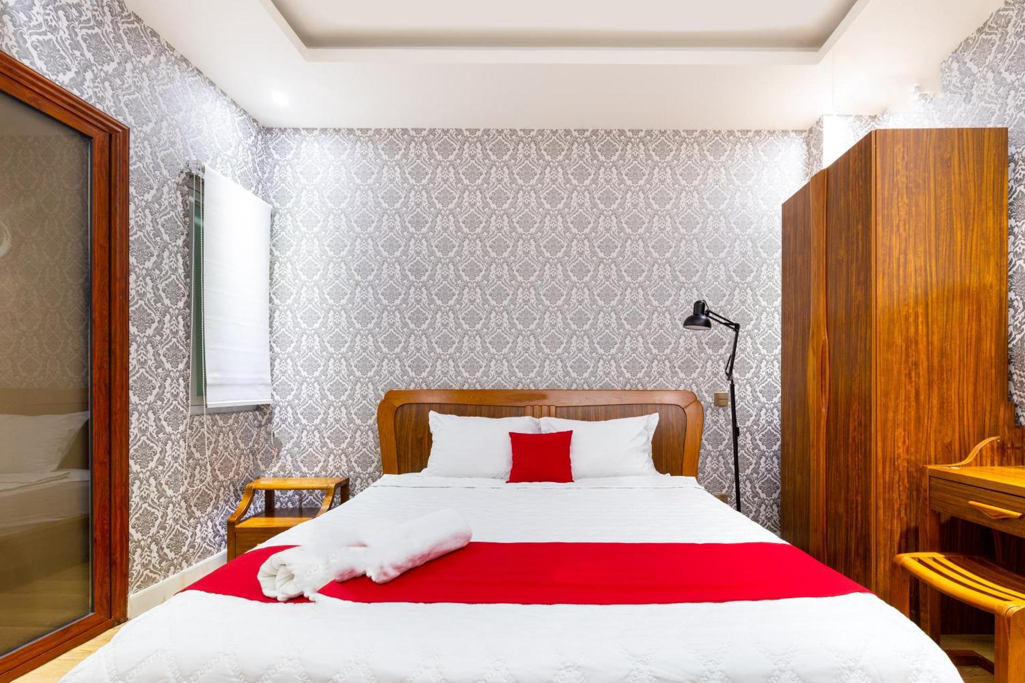 Spring Airport Hotel Хошимин Екстериор снимка