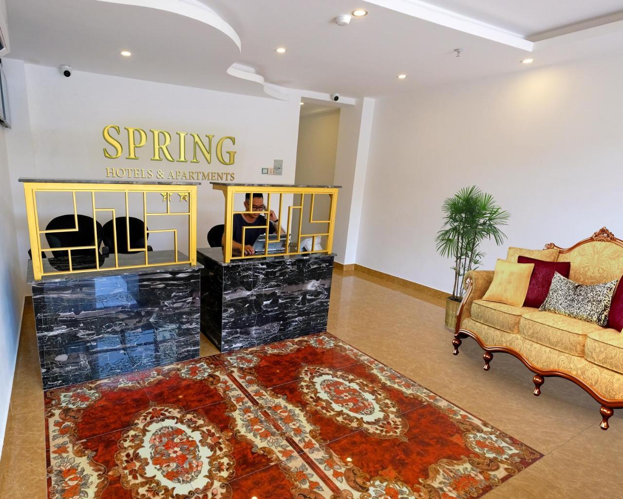 Spring Airport Hotel Хошимин Екстериор снимка